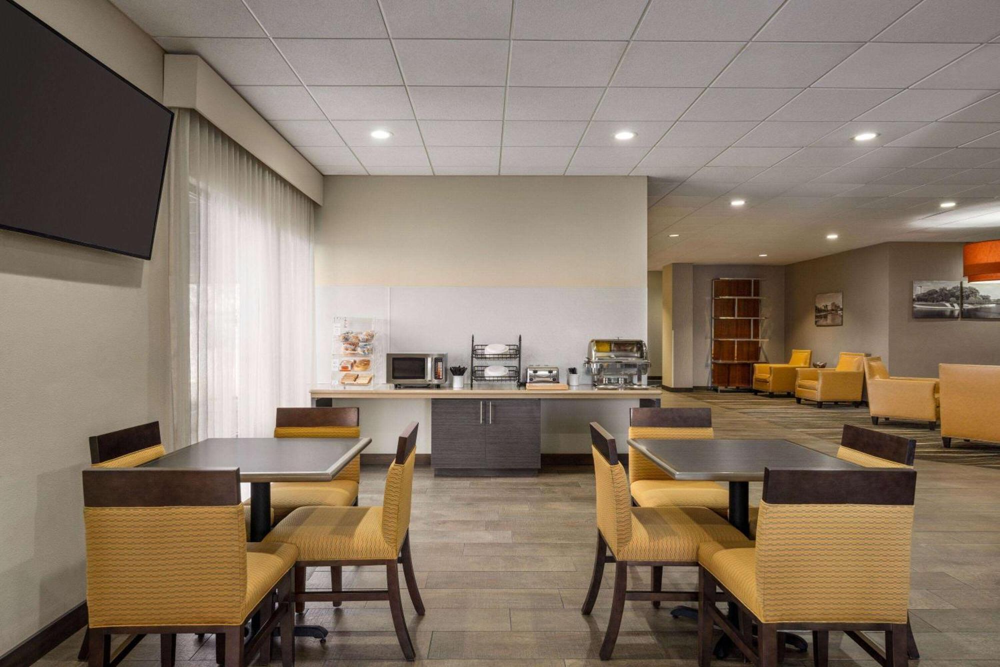Americinn By Wyndham Rochester Near Mayo Clinic Екстер'єр фото